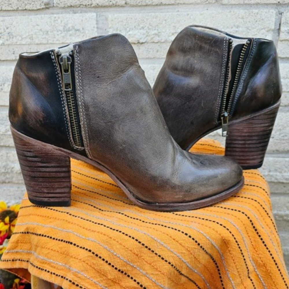 Freebirds by Steven Darius / Detroit Size 11 Stone and Black/Brown